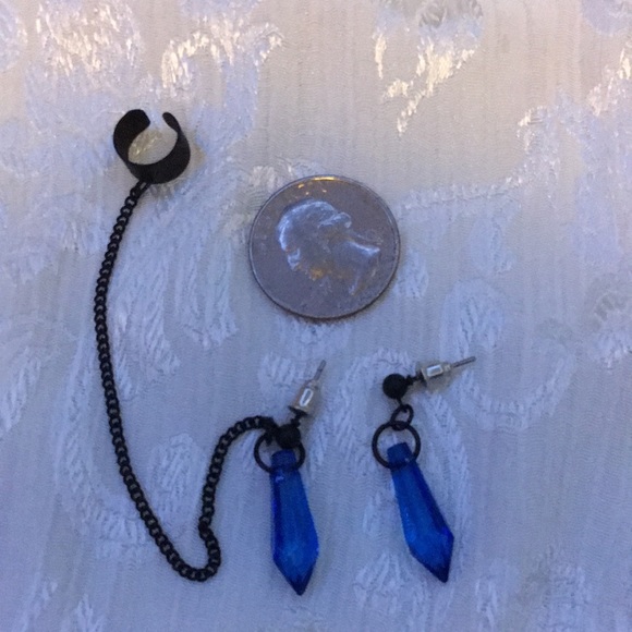 Blue and black drop earrings - Picture 1 of 1